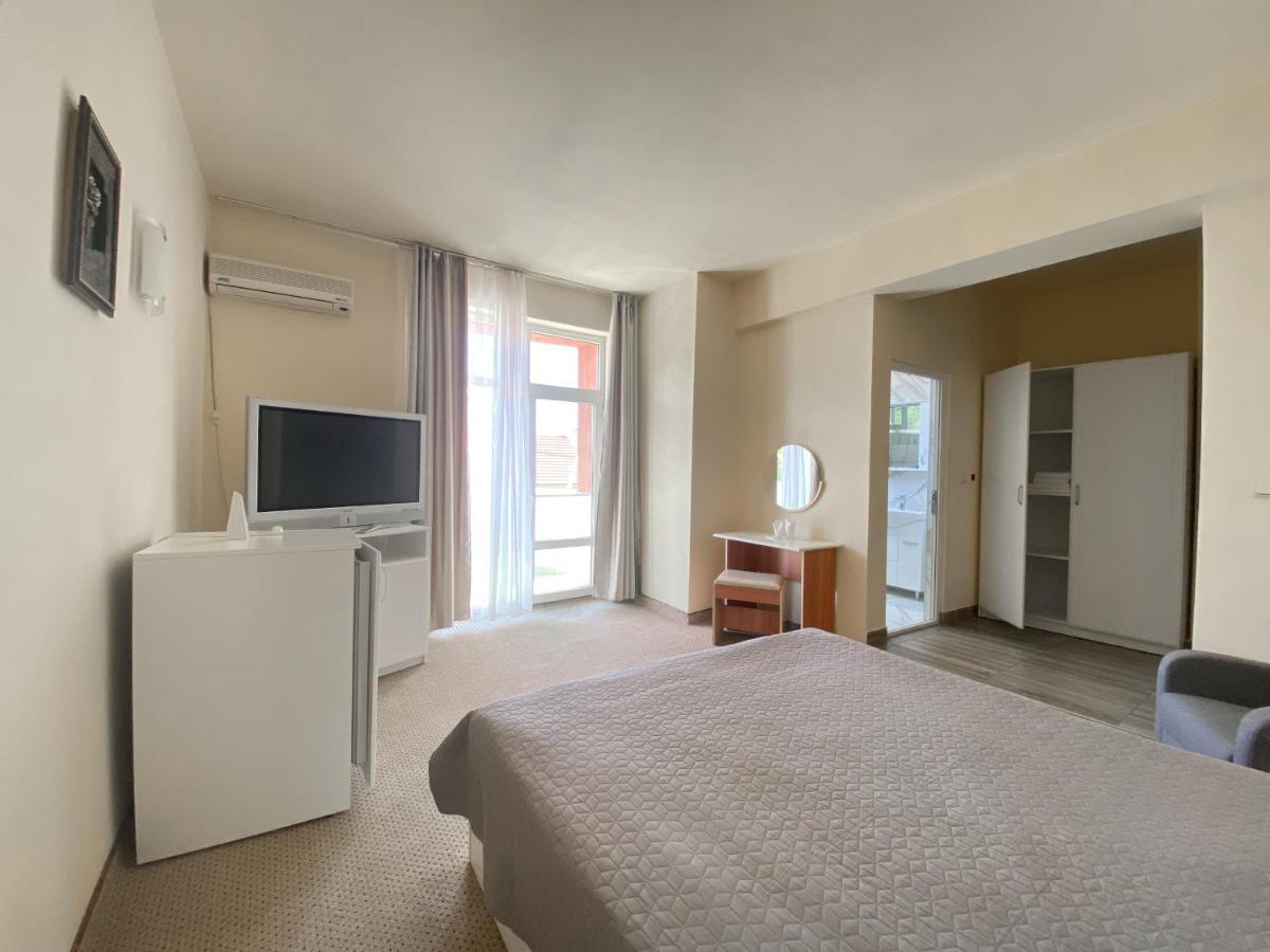 Hotel Class Oradea Eksteriør billede