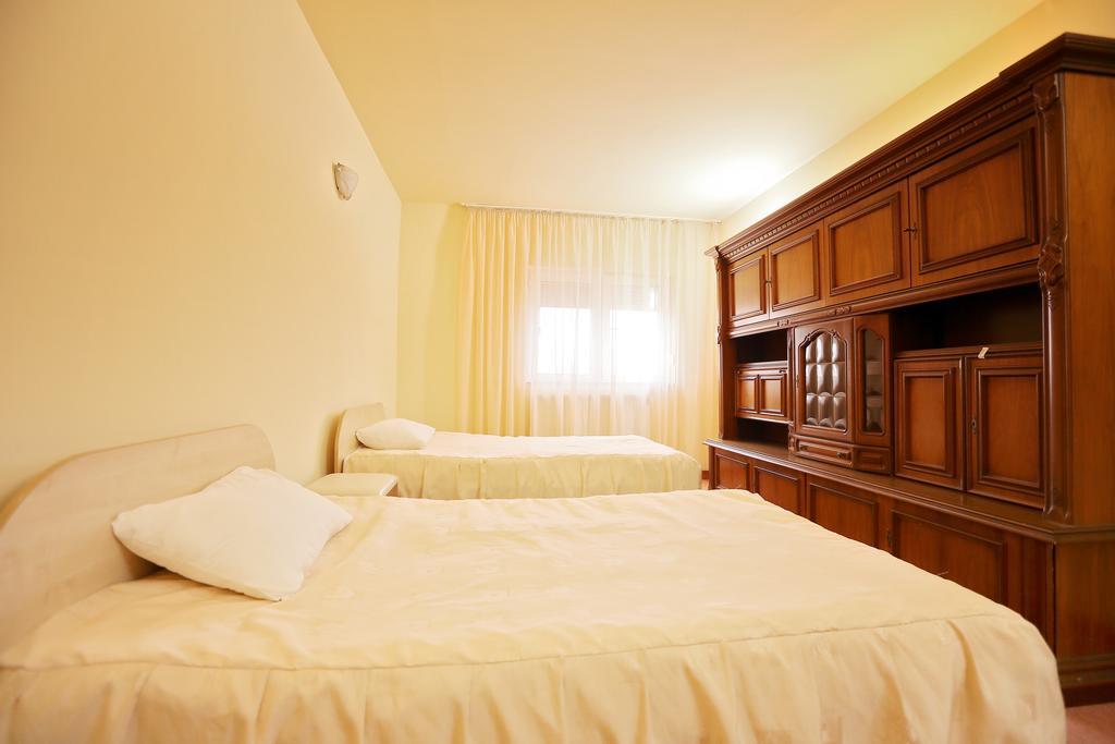 Hotel Class Oradea Eksteriør billede
