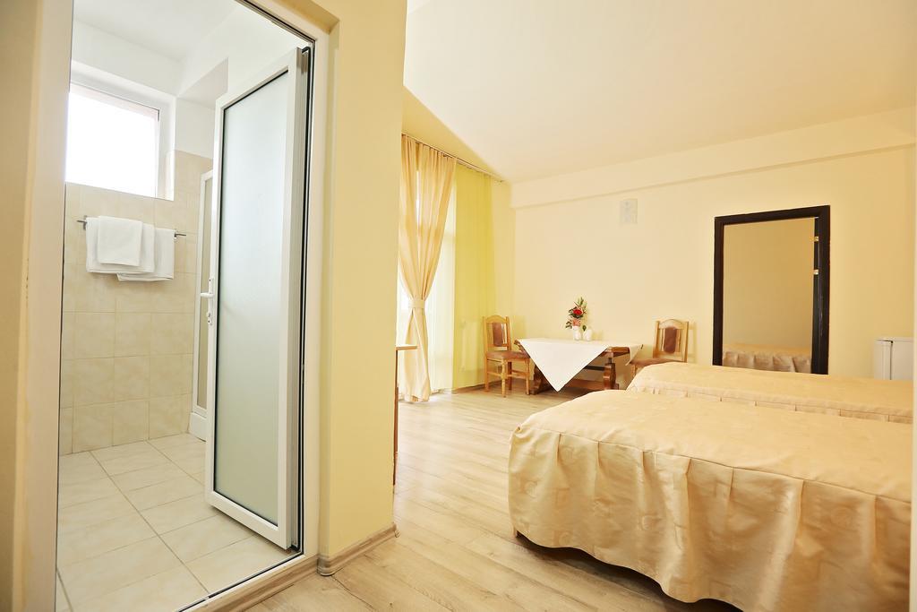 Hotel Class Oradea Eksteriør billede